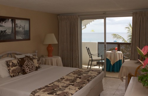 Sunset Crest Apartment | Tropical Sunset Beach Apartment Hotel