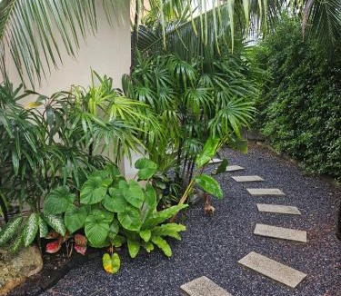 Cherngtalay Villa | Tropical Hideaway Close to the Beach