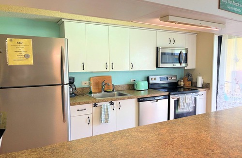 Estate Golden Rock Condo | Tropical Turtle STX at Colony Cove - 2 bed/2 bath seaside condo - beach and pool