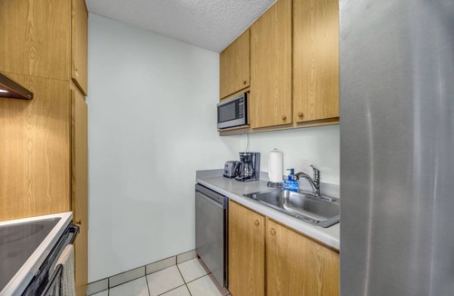 Kihei Condo | Tropical View Beachfront Condo