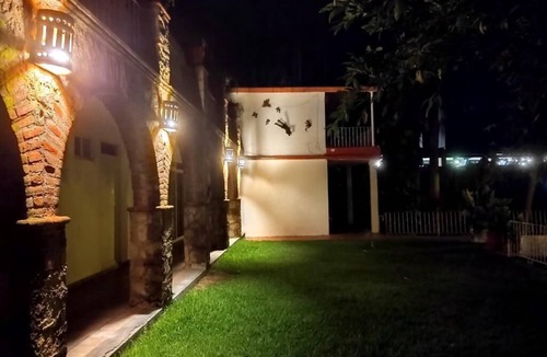 Tequesquitengo House | Tropical Villa beside "Teques" Lake 1/2 hour Away from Mexico City