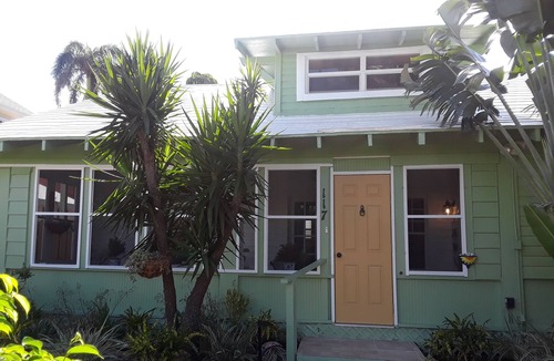 Parrot Cove House | Tropical Waters Bungalow