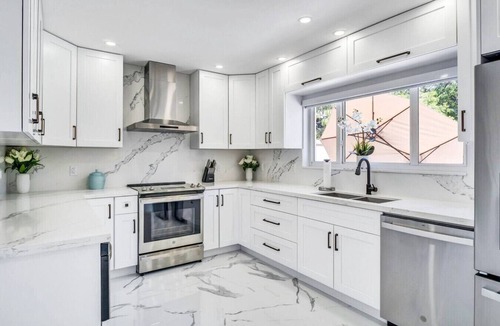 North Andrews Gardens House | TropiCasa - new construction