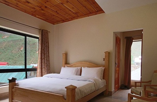 Naran Cabin | Trout Lodges