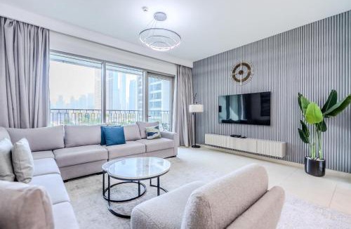 Za'abeel 2 Apartment | TRPS - Downtown Views II T2, Downtown Dubai - Modern 3BR Home, Maids Room, Full Burj Khalifa View