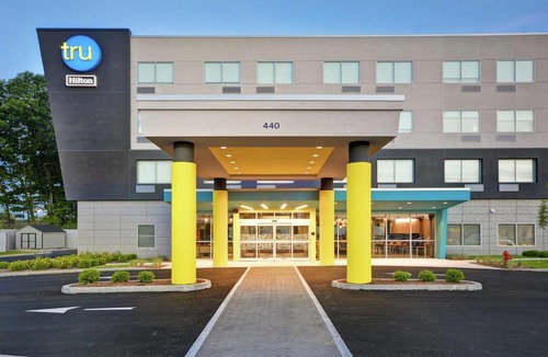 Chicopee Hotel | Tru By Hilton Chicopee Springfield