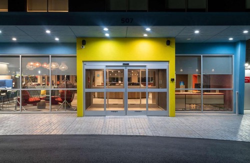 Terry Sanford Hotel | Tru By Hilton Fayetteville Fort Bragg