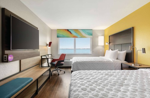 Sebring Hotel | TRU BY Hilton Sebring