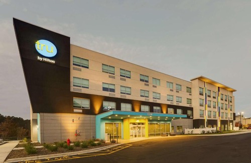 Smithfield Hotel | Tru By Hilton Smithfield I-95