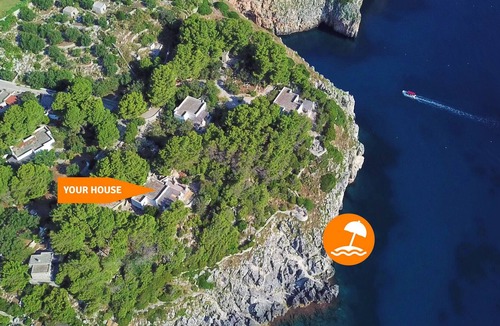 Castro Marina Villa | True gem with sea access and stunning views (house A)