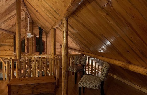 Essex Cabin | True Montana Log Cabin on 4 acres
