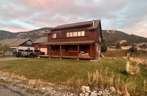 Big Sky House | True Montana Ski Retreat for Big Sky