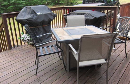Steuben House | True UP experience awaits you in this comfortable and cozy lakefront home