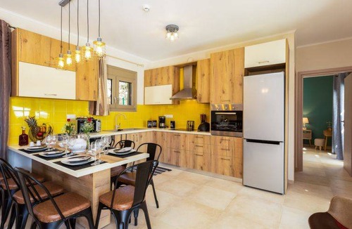Monopari House | Trules