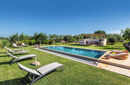 Specchiaruzzo Villa | Trulli Almaviva by Perle di Puglia