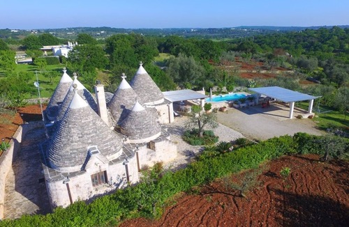 Ostuni House | Trulli in Valle d'Itra with Pool and Views