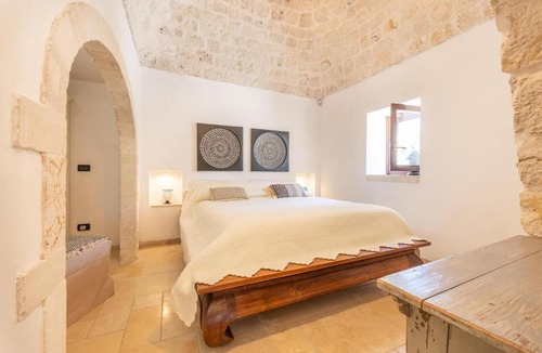 Putignano Villa | Trulli Oasis
