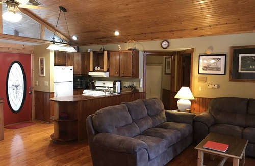 Magnet Cabin | Truly exceptional and comfortable luxury log cabin