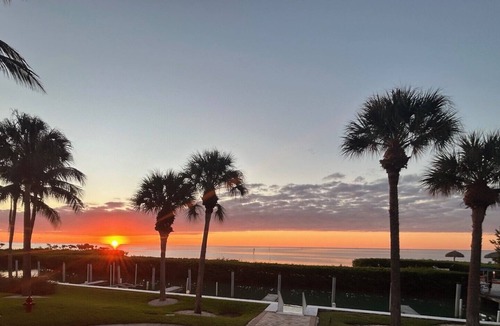 Islamorada House | Truly OceanFRONT-BestPanoramicOceanViews-VLgDecks-QuietestLocation-AvailableSlip