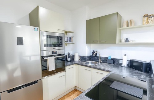 Innenstadt - Sankt Ulrich-Dom Apartment | TrulySpace - Modernes Apartment am Rathausplatz, Terrasse, Fahrstuhl