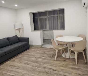 Targoviste Apartment | Trusted Home