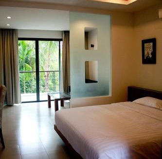 Moo 5 Hotel | TSE Residence [by Samui Emerald]