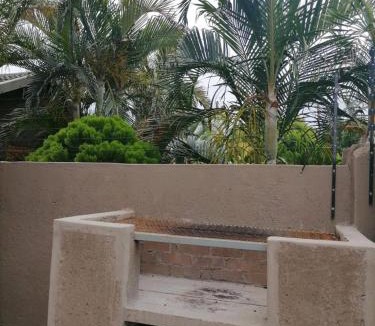 Mkhuhlu Apartment | Tshamani self catering