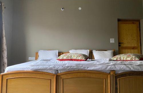 Diskit Hotel | Tsogstot residency