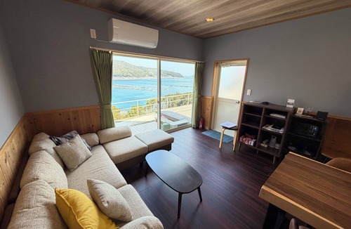 Anan House | Tsubaki House