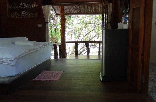 Lam Kaen Hotel | Tuaprodhome