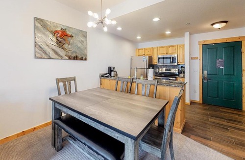 Copper Mountain Village Apartment | Tucker Mountain Lodge 307a
