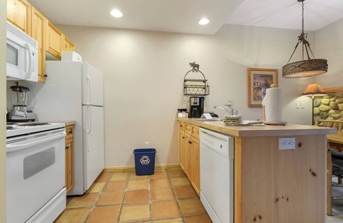 Copper Mountain Village Condo | Tucker Mountain Studio #412 by RedAwning