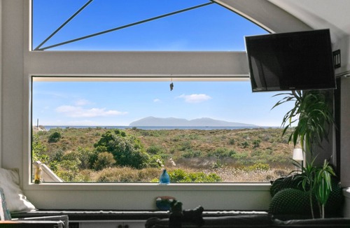 Bowentown House | Tuhua Views - Waihi Beach Holiday Home