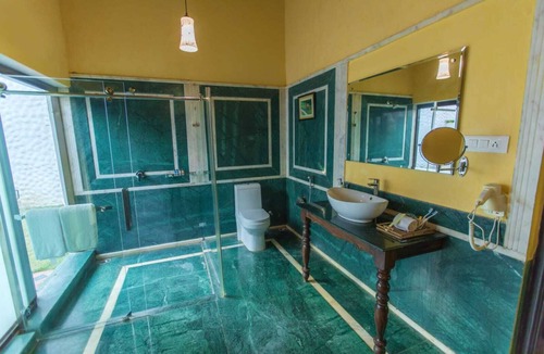 Bandra Resort | Tuli Veer Bagh Resort & Spa