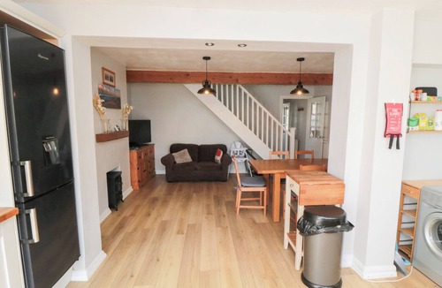 Hinderwell Cottage | TULIP COTTAGE, pet friendly, country holiday cottage in Staithes