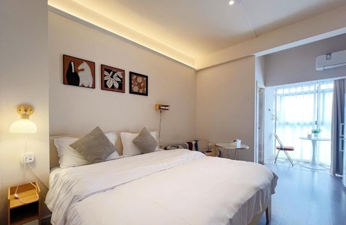 Jinjiang Apartment | Tulips apartment