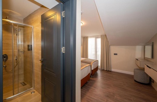 Kucukcekmece Hotel | Tumar Istanbul Hotel