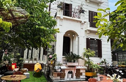 Tay Ho Hostel | Tuna Homestay Hanoi & Experience