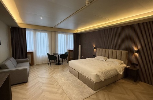 Zeewolde Hotel | Tung Hotel