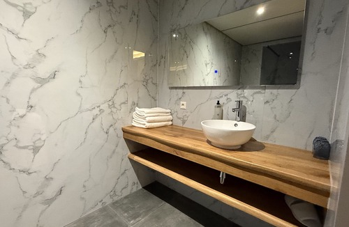 Zeewolde Hotel | Tung Hotel