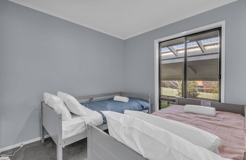 Tura Beach Cabin | Tura Beach Getaway on Telopea