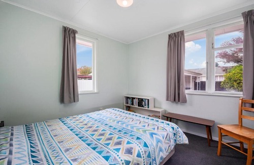 Turangi House | Turangi Barracks - Turangi Holiday Home