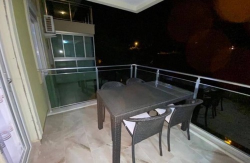 Alanya Apartment | Turkish apartment, good location & close to sea/shops.