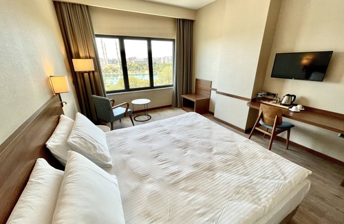 Yuregir Hotel | Turkmen Riverside Hotel