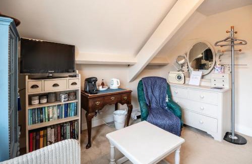Redlynch Bed & Breakfast | Turks Hall