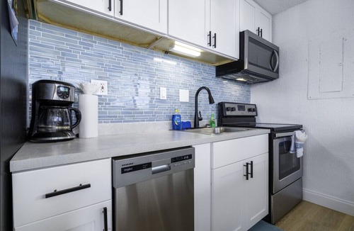 Estate Bolongo Condo | Turquoise Dreams- 2br Condo- pool, restaurant and beach!