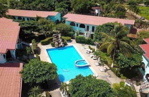 Coco House | Turquoise Haven