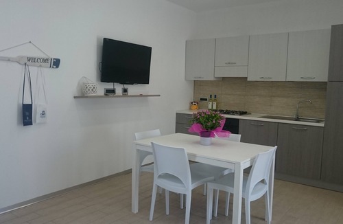 Calasetta Apartment | Turquoise house 200m from the beach with sea view patio CIN 111008C2000P7111