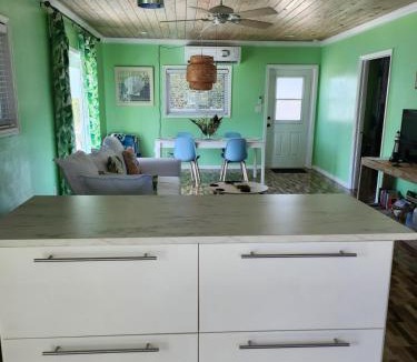Gregory Town House | Turquoise Oasis