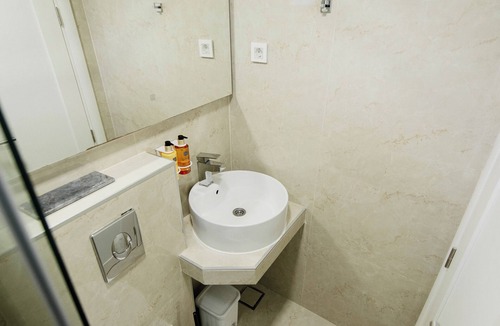 Budva Apartment | Turquoise studio with AC in beautiful Budva perfect for getaway